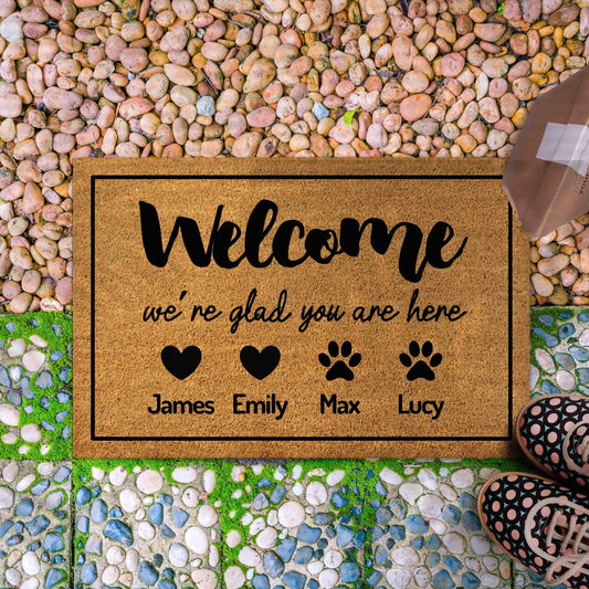 Personalized Welcome Doormat with Family Member and Dog / Cat Pet Names, Custom name doormat,  Housewarming Gift, House Decor Outdoor Mat