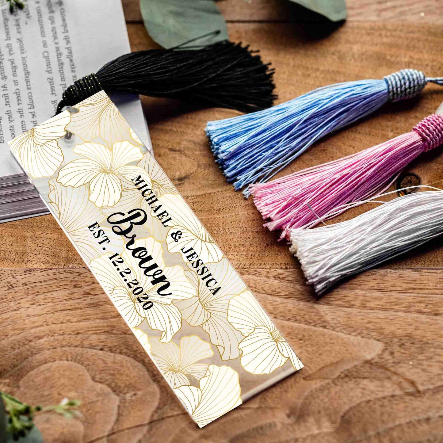 Personalized bookmark for new couple with names and wedding date, Custom Book Lover Reader gift, Newly Wed, Wedding Shower Gift