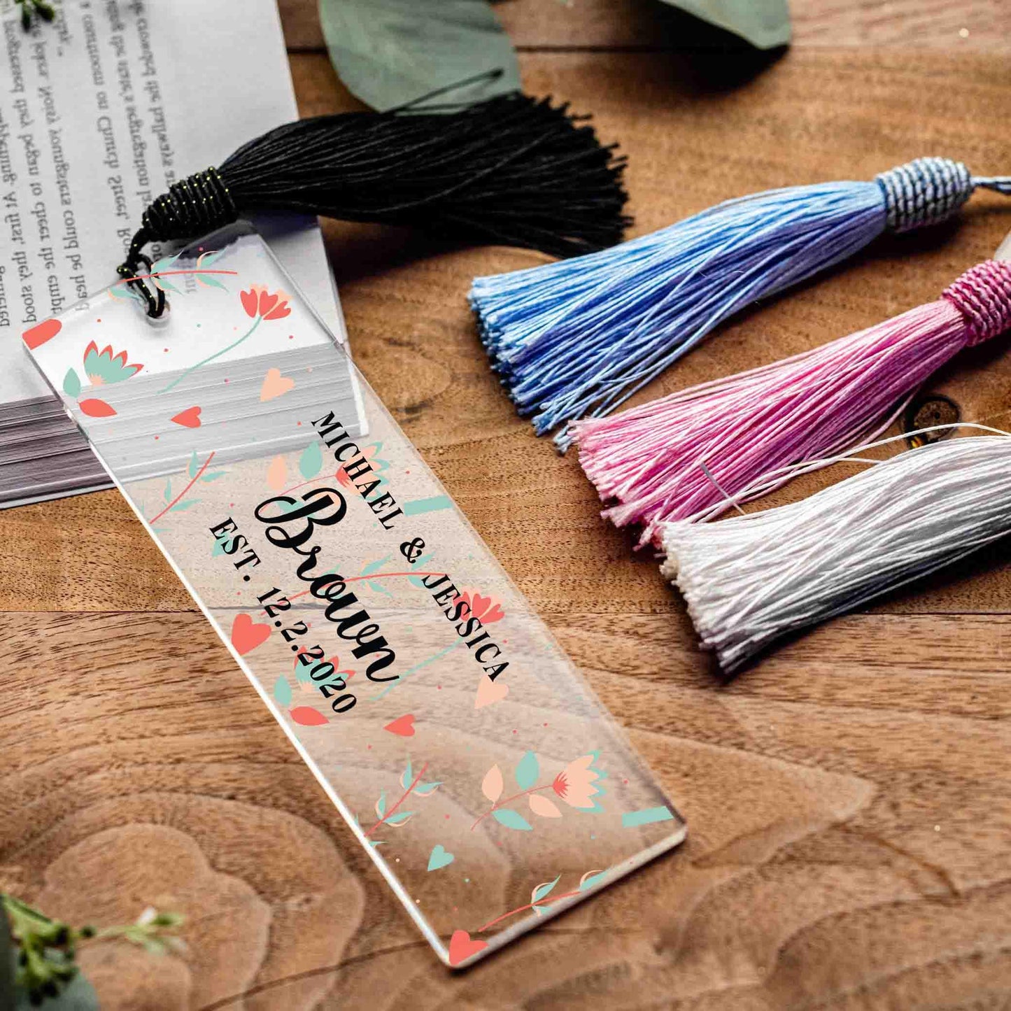 Personalized bookmark for new couple with names and wedding date, Custom Book Lover Reader gift, Newly Wed, Wedding Shower Gift